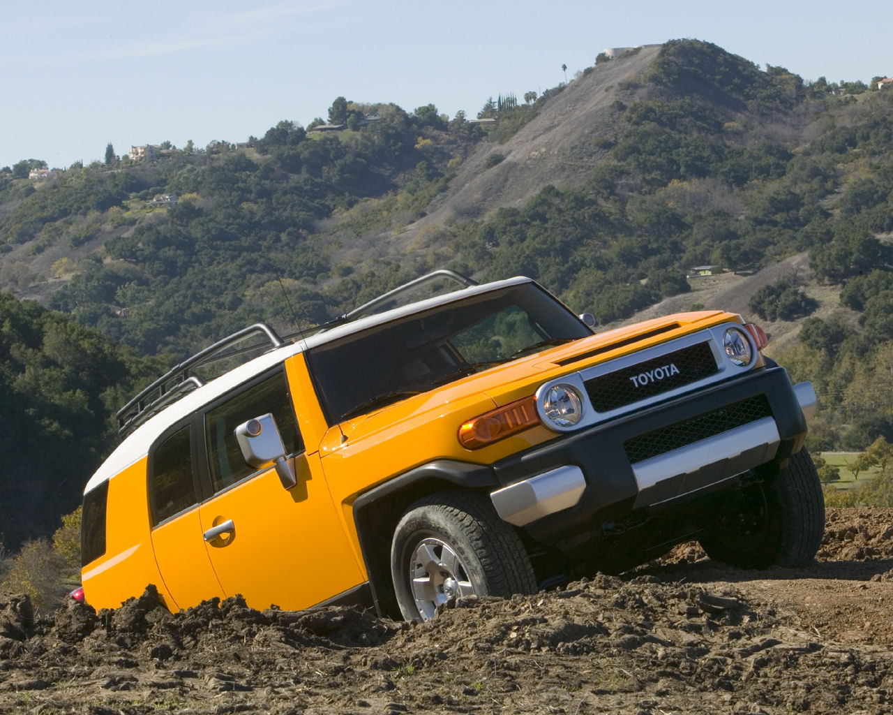 Toyota FJ Cruiser Desktop Wallpaper