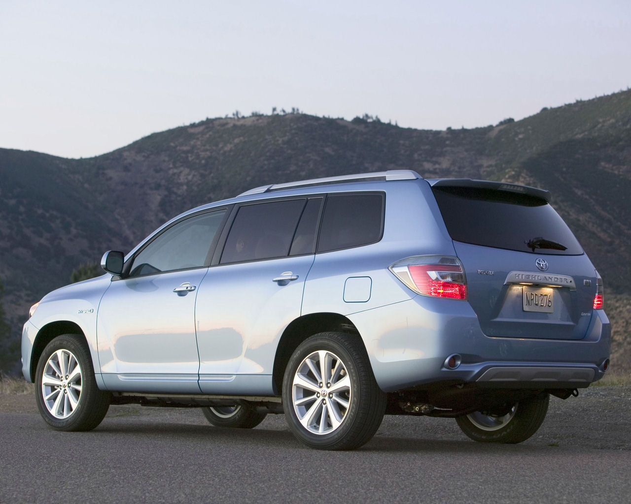 Toyota Highlander Desktop Wallpaper