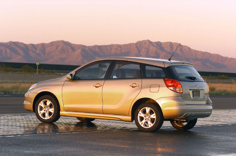 2003 Toyota Matrix XR Picture