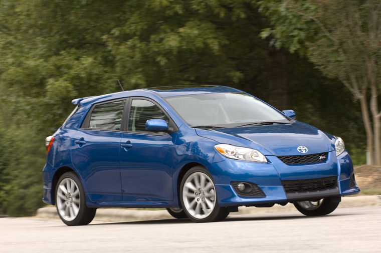 2009 Toyota Matrix XRS Picture