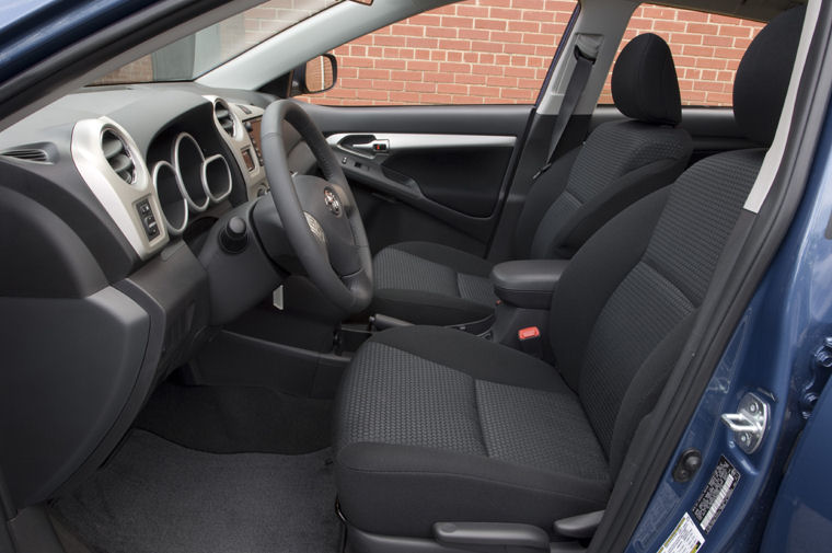 2009 Toyota Matrix XRS Front Seats Picture