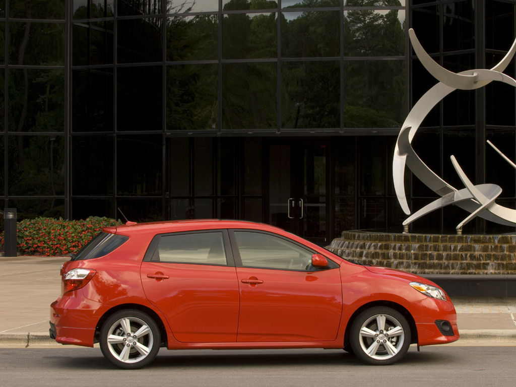 Toyota Matrix Desktop Wallpaper