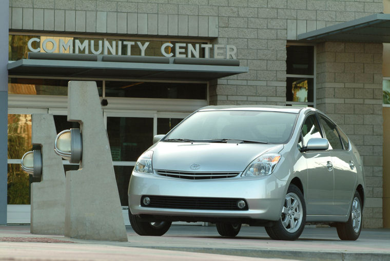 2004 Toyota Prius Picture