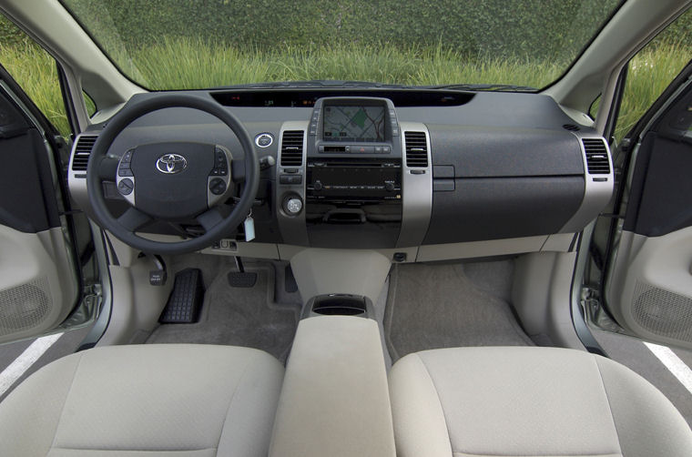 2008 Toyota Prius Touring Cockpit Picture