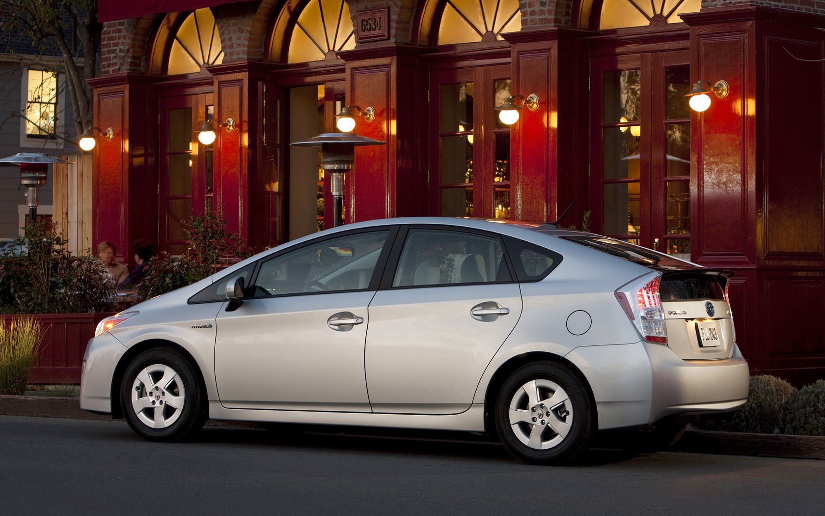 Toyota Prius Desktop Wallpaper