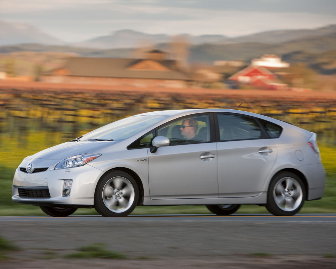 Toyota Prius Desktop Wallpaper