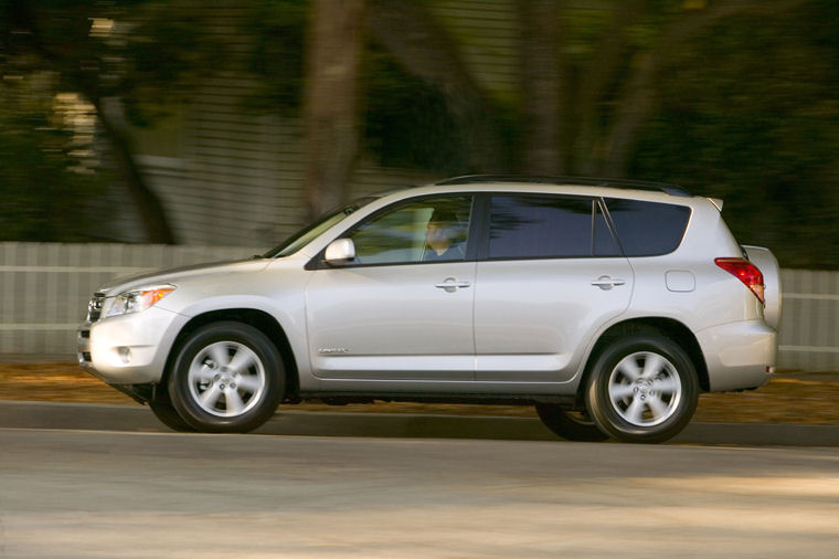 2008 Toyota RAV4 Limited Picture