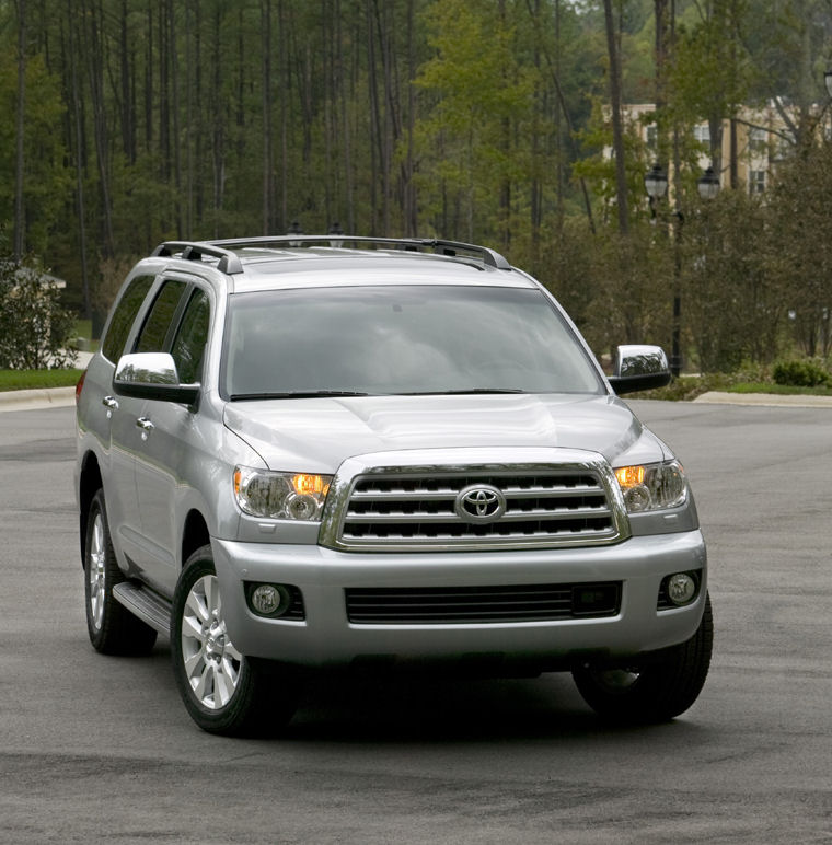 2008 Toyota Sequoia 5.7 V8 Picture