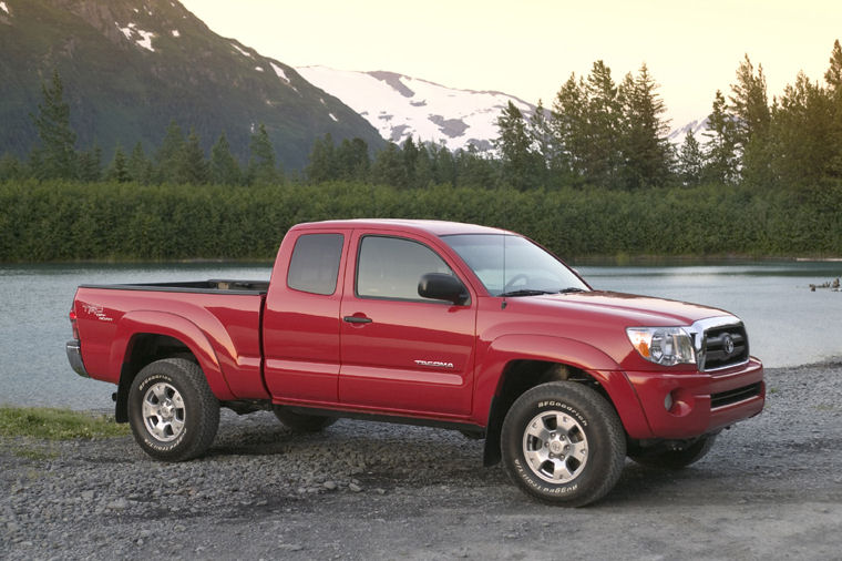 2005 Toyota Tacoma Access Cab AWD Picture