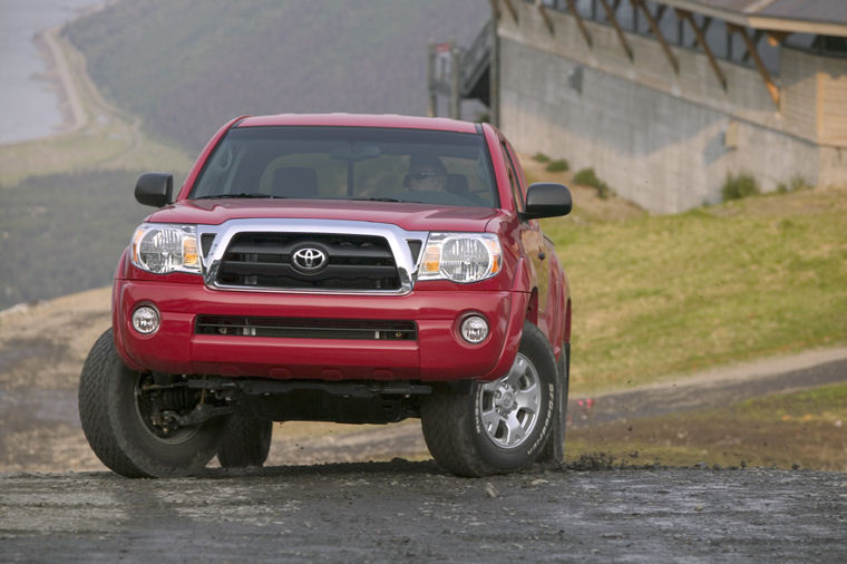 2005 Toyota Tacoma Access Cab AWD Picture