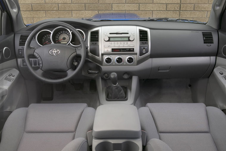 2005 Toyota Tacoma PreRunner Access Cab Cockpit Picture