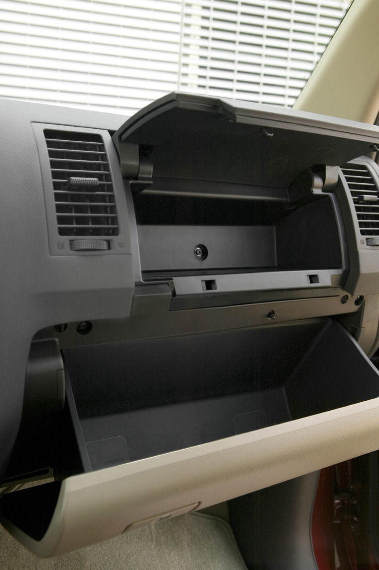 2008 Toyota Tundra CrewMax Glove Box Picture