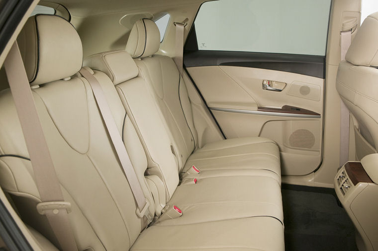 2009 Toyota Venza Rear Seats Picture