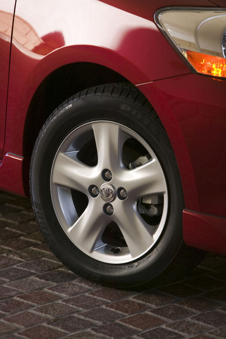 2007 Toyota Yaris S Sedan Rim Picture