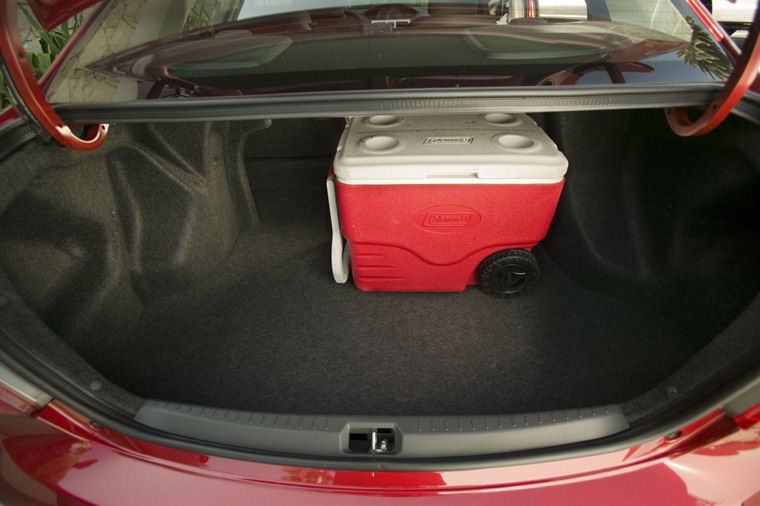 2007 Toyota Yaris Sedan Trunk Picture