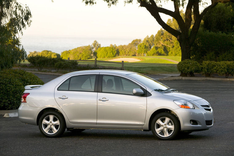 2008 Toyota Yaris Sedan Picture