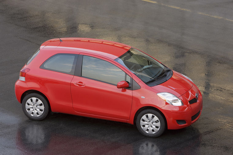 2009 Toyota Yaris 3-door Hatchback Picture