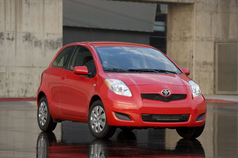 2009 Toyota Yaris 3-door Hatchback Picture