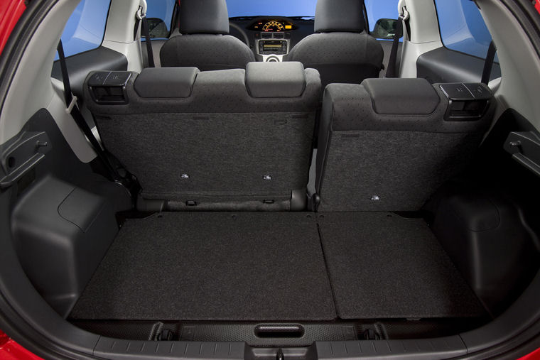 2010 Toyota Yaris 3-door Hatchback Trunk Picture