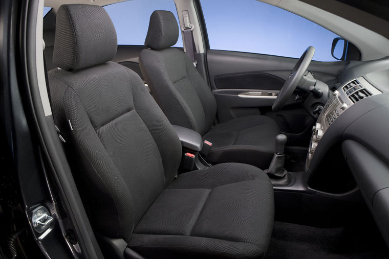 2010 Toyota Yaris Sedan Front Seats Picture