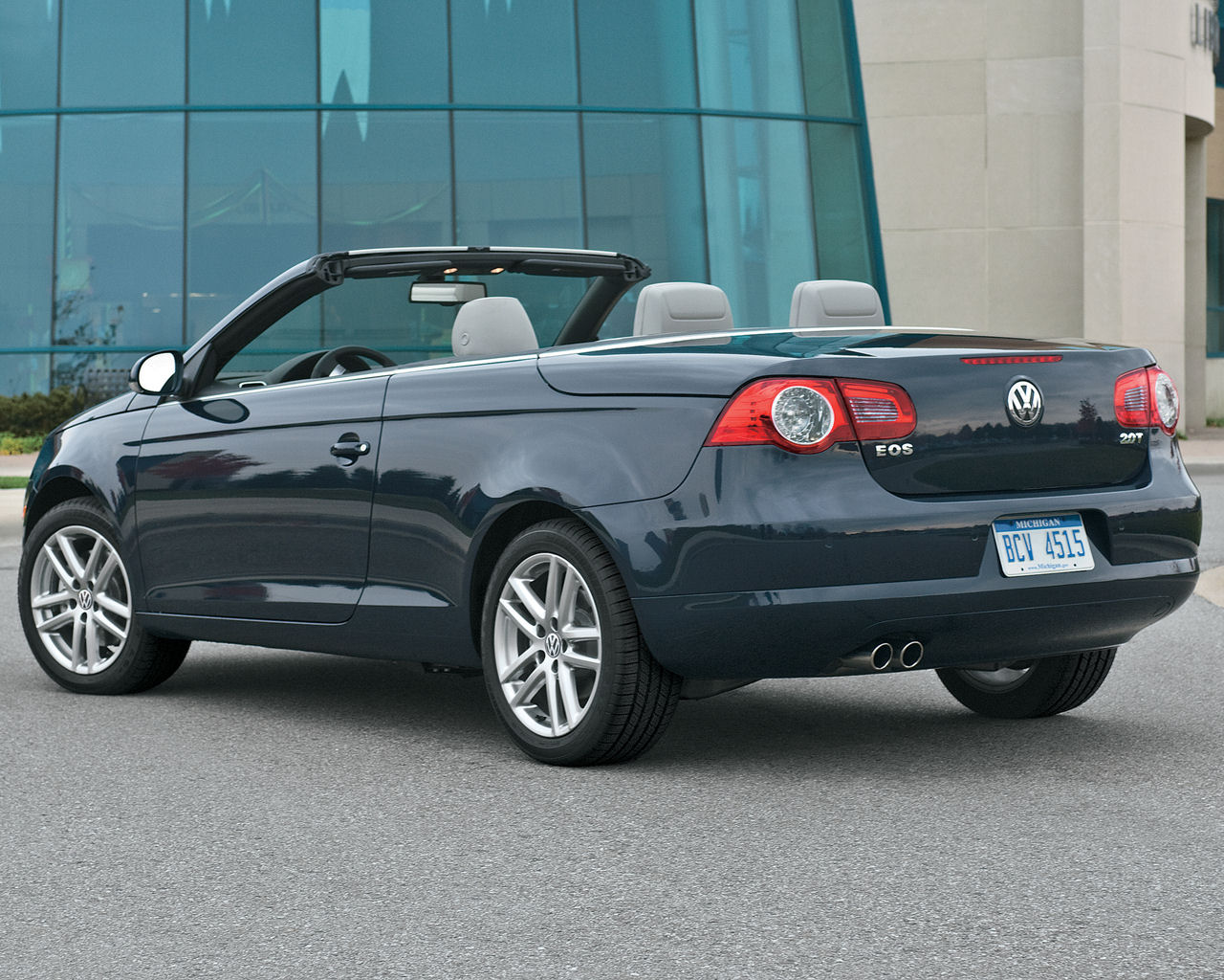 Volkswagen Eos Desktop Wallpaper