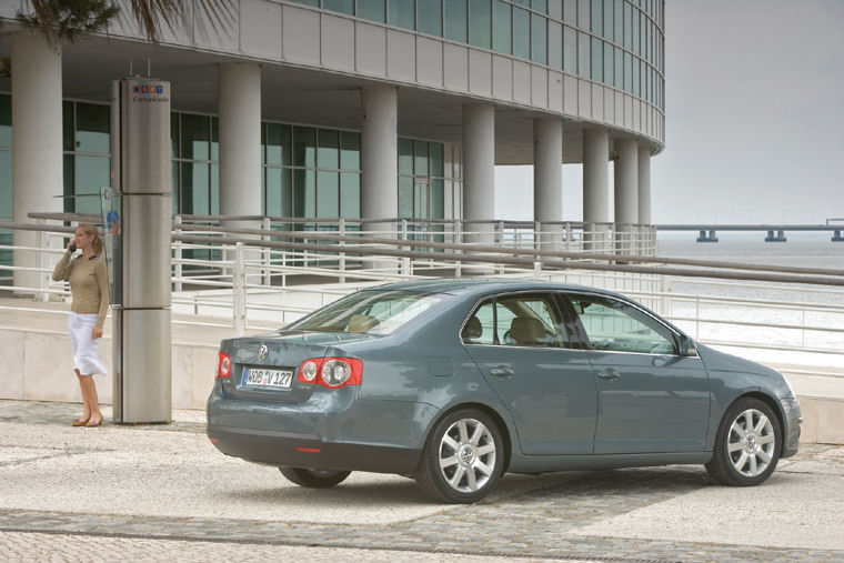 2006 Volkswagen Jetta GLI Picture