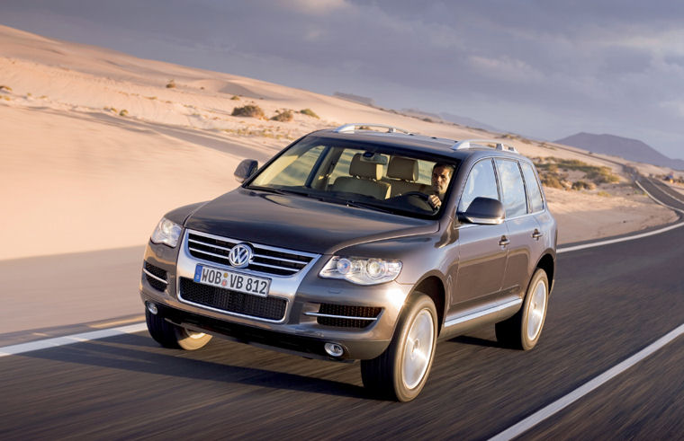 2008 Volkswagen Touareg V10 TDI Picture