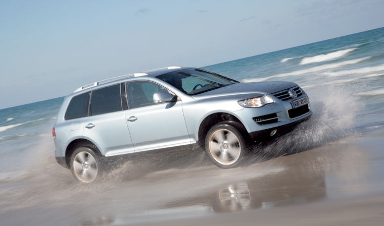 2008 Volkswagen Touareg V10 TDI Picture