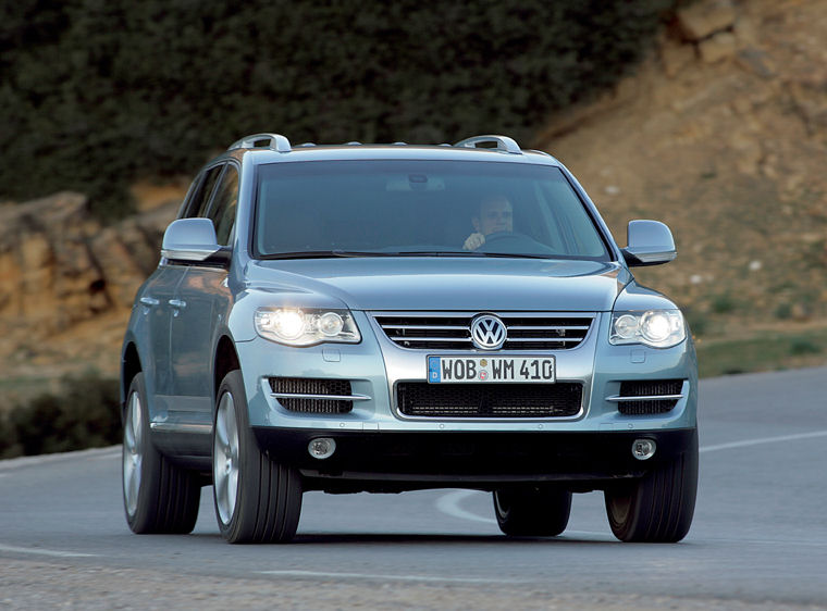 2008 Volkswagen Touareg V10 TDI Picture