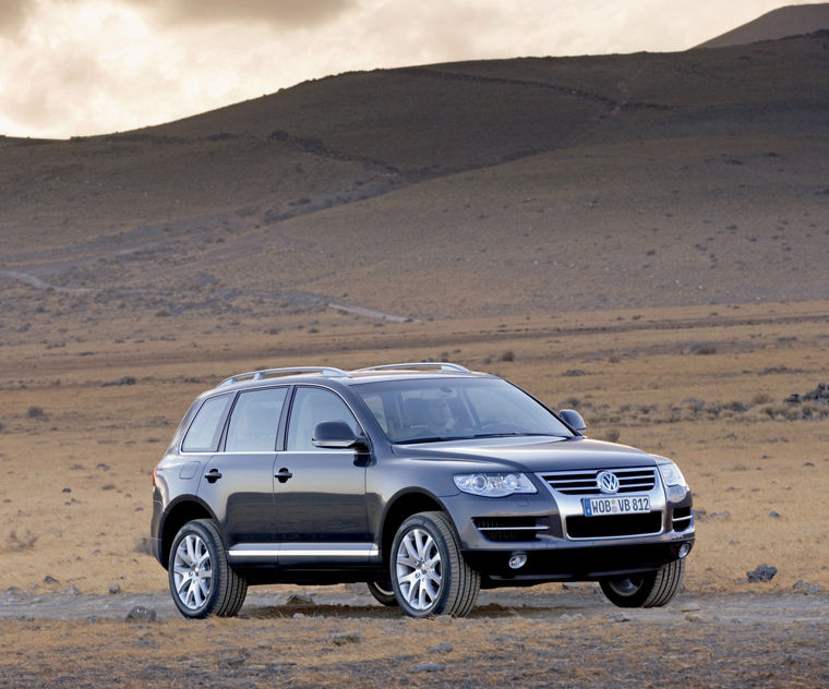 2008 Volkswagen Touareg V10 TDI Picture