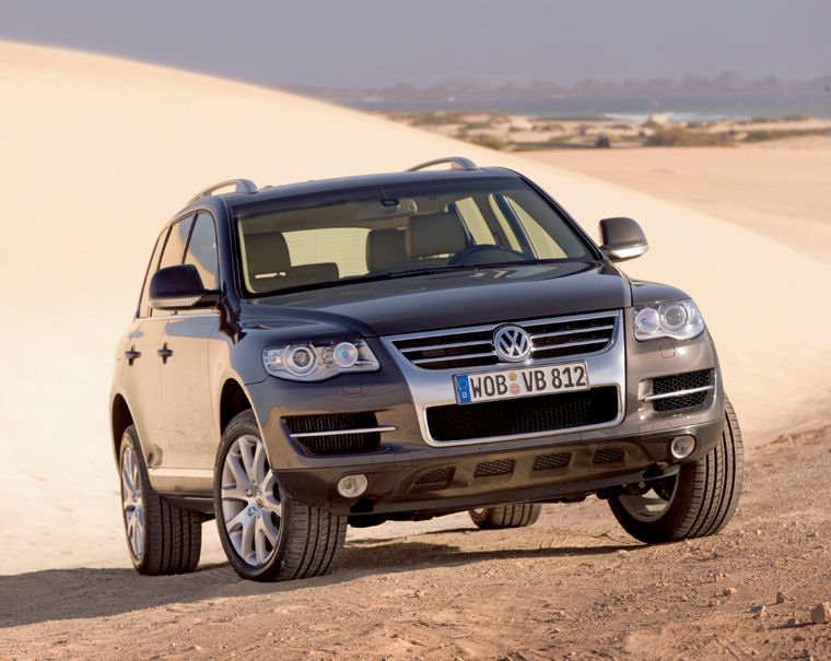 2008 Volkswagen Touareg V10 TDI Picture