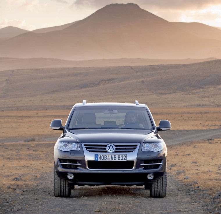 2008 Volkswagen Touareg V10 TDI Picture