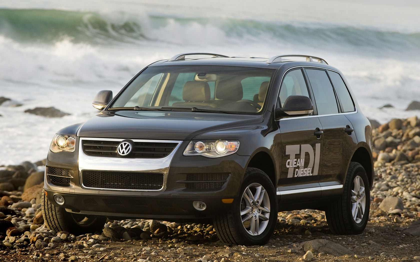 Volkswagen Touareg Desktop Wallpaper